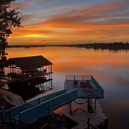 Blue Heron Bed And Breakfast On Lake غرانبوري المظهر الخارجي الصورة