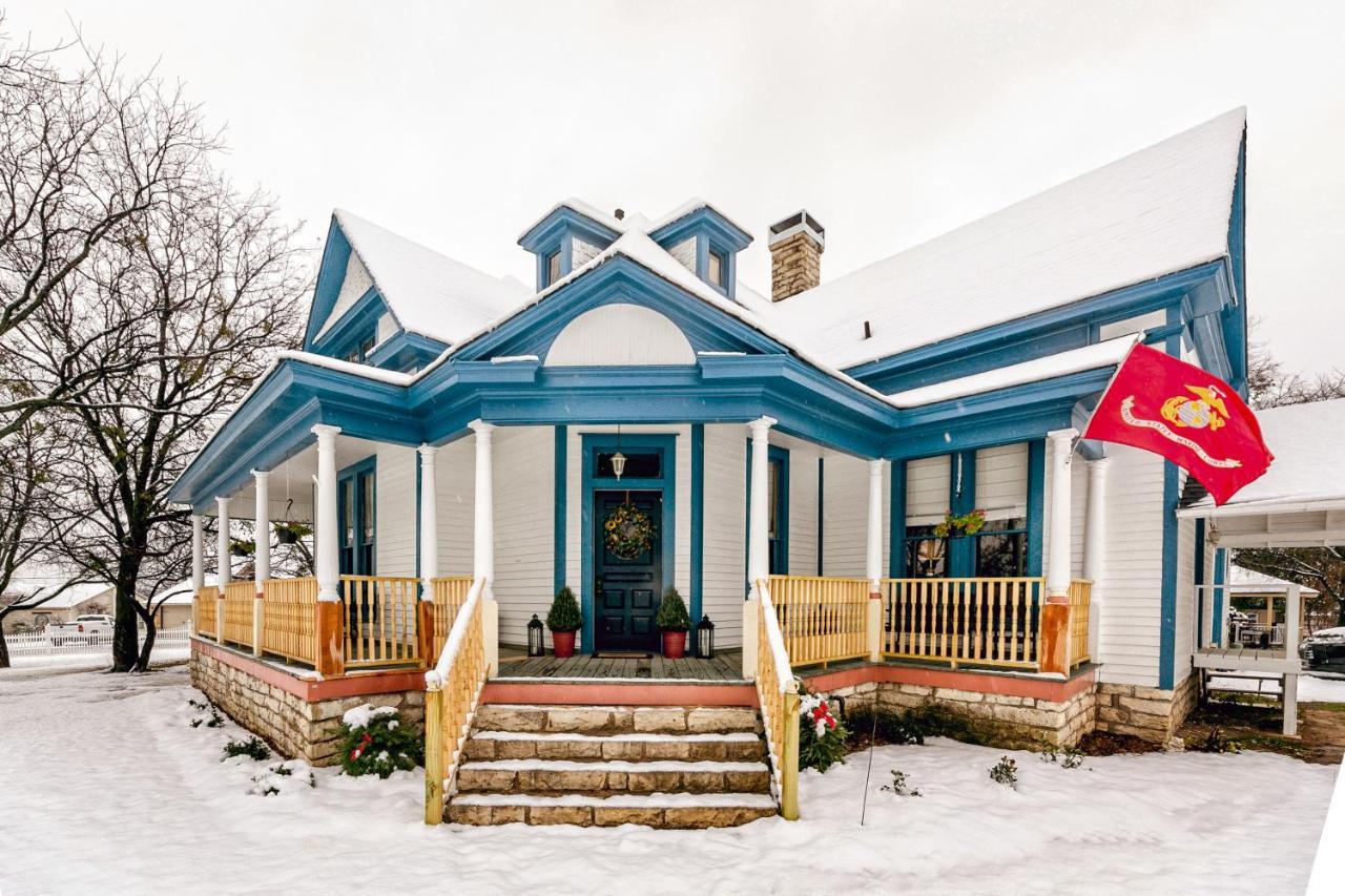 Blue Heron Bed And Breakfast On Lake غرانبوري المظهر الخارجي الصورة